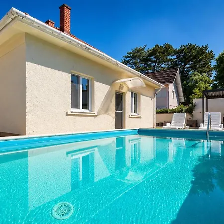 Dora Haz Hébergement de vacances