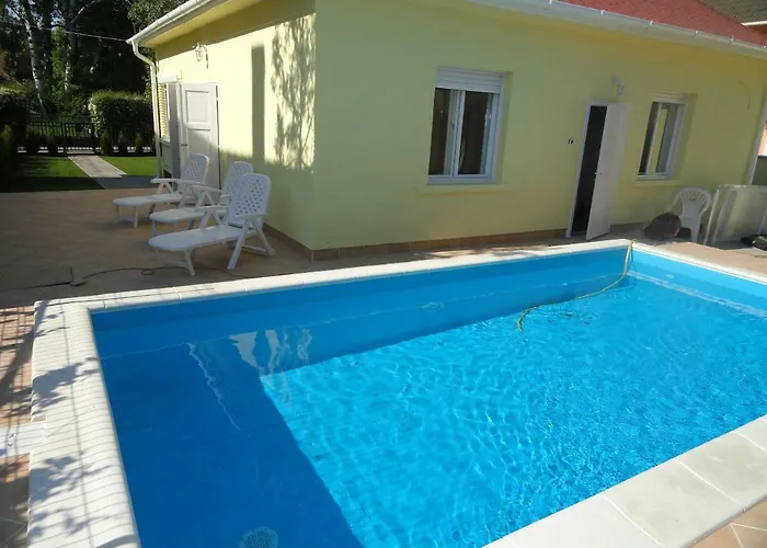 Dora Haz בית נופש *